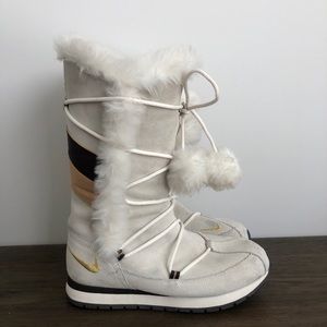 white nike winter boots